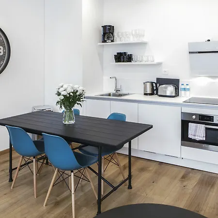 Flandres Apartment *